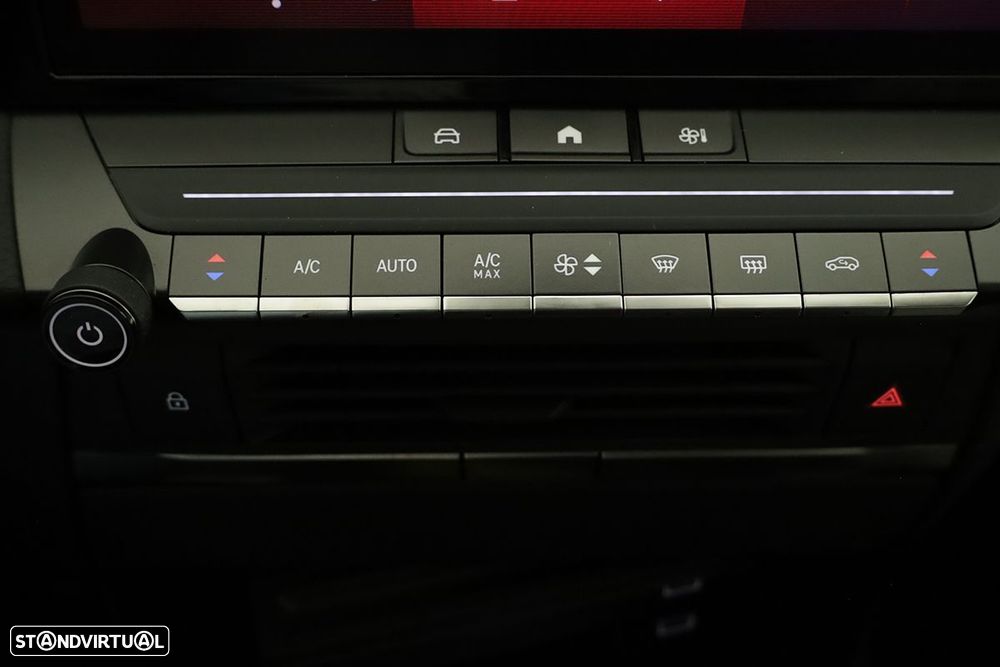 Opel Astra 1.2 T Elegance - 9