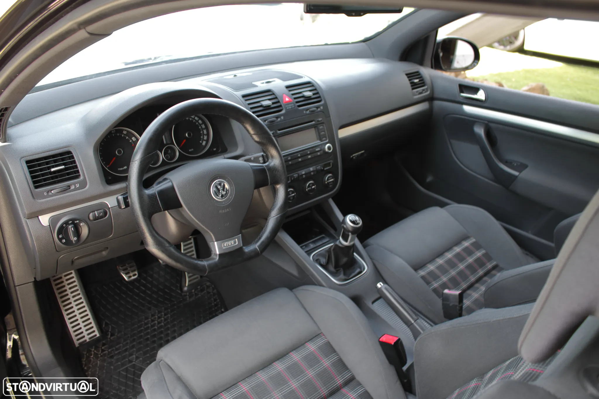 VW Golf 2.0 GTi - 11