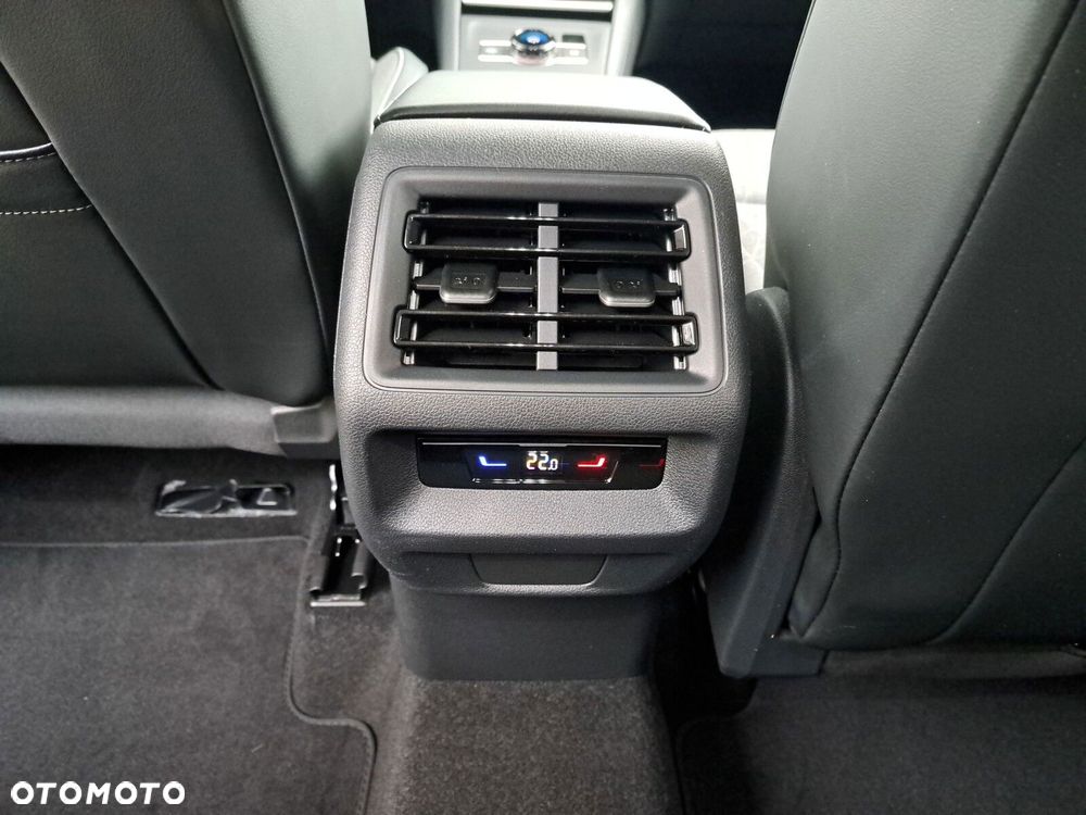 Volkswagen Tiguan 1.5 eTSI Life Plus DSG - 37