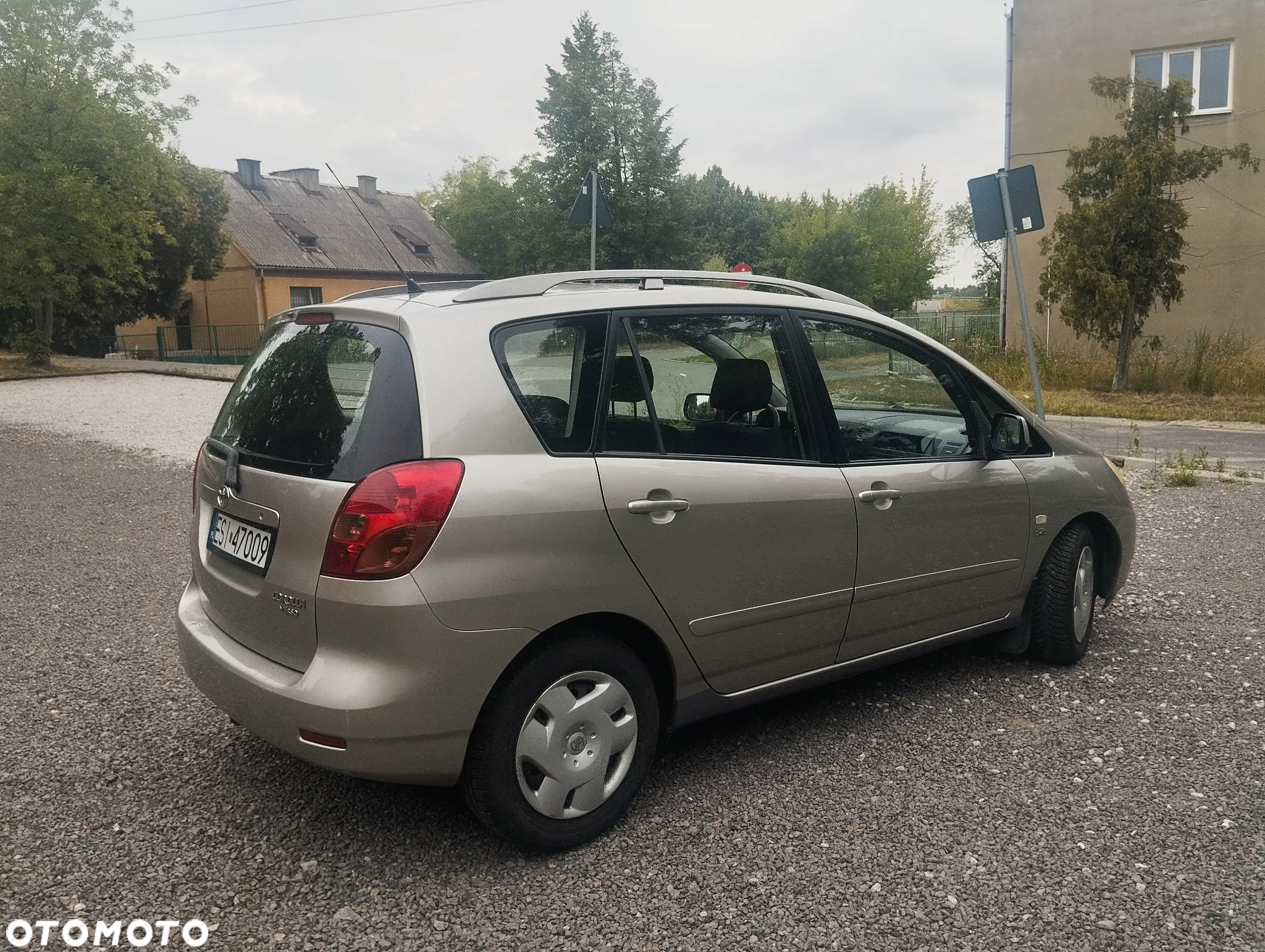 Toyota Corolla Verso - 5