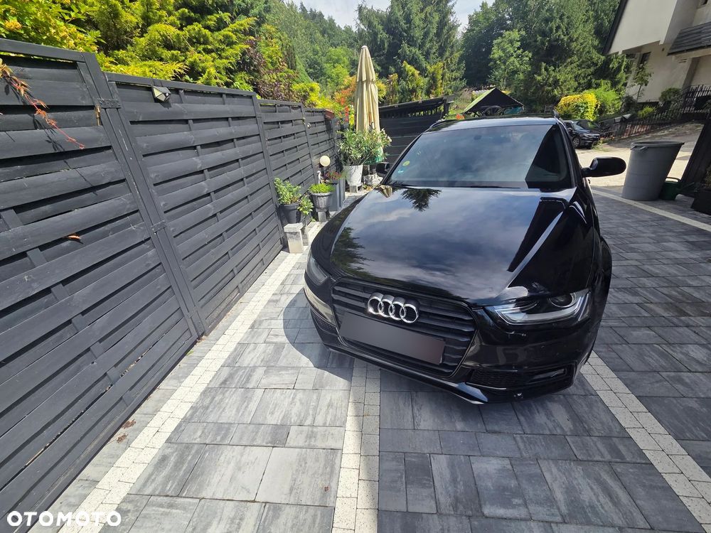 Audi A4 Avant 2.0 TDI DPF clean diesel S line Sportpaket - 2