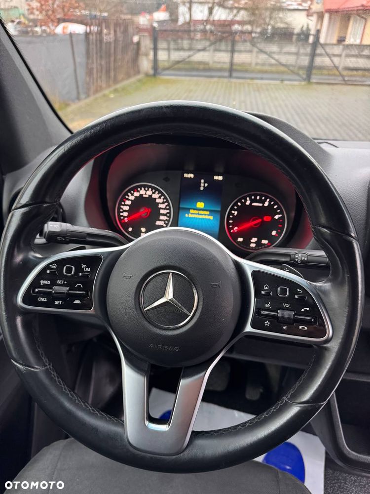 Mercedes-Benz Sprinter - 19