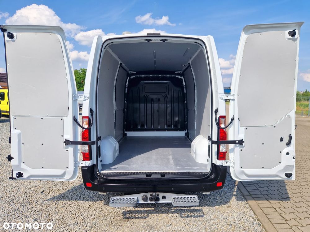 Opel OPEL MOVANO 2.3 CDTI 136 KONNY ŚREDNI WYSOKI L2H2 KLIMA WEBASTO 215 T/KM - 34