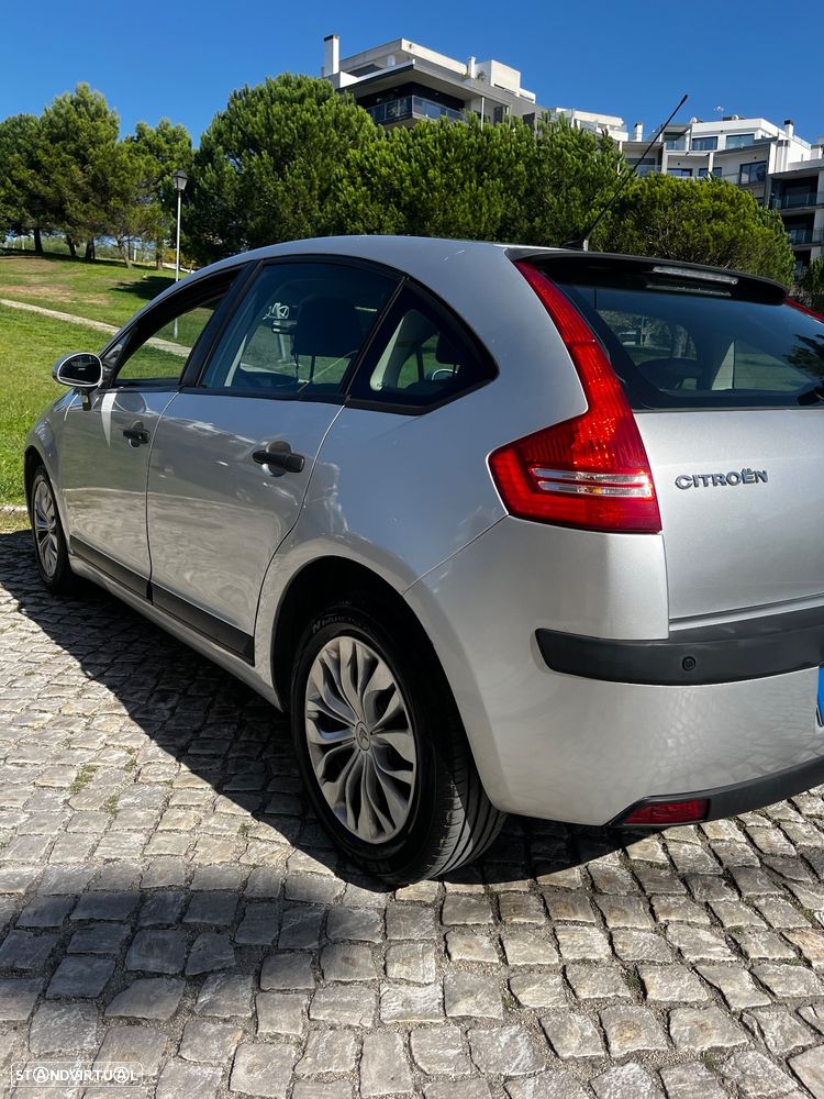 Citroën C4 1.4 16V SX - 6
