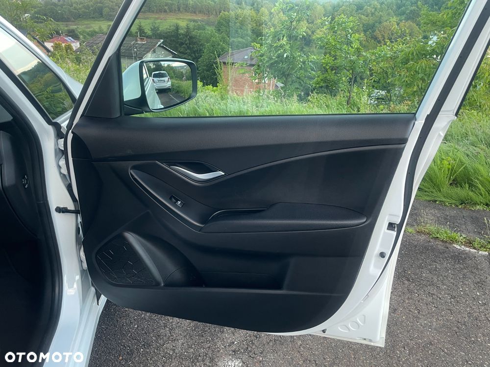 Hyundai ix20 - 24