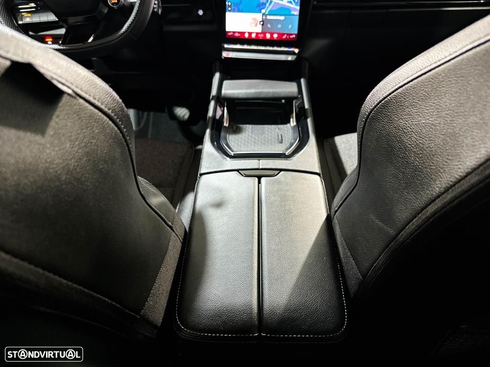 Renault Rafale 1.2 Full Hybrid E-Tech Techno - 26