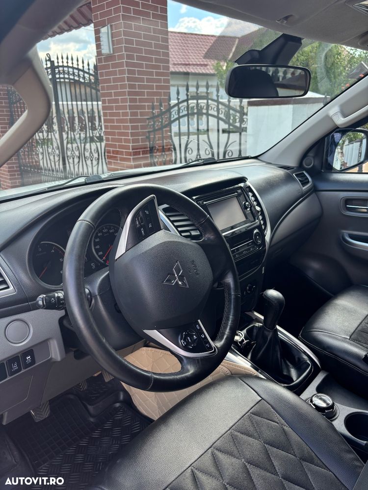 Mitsubishi L200 - 10