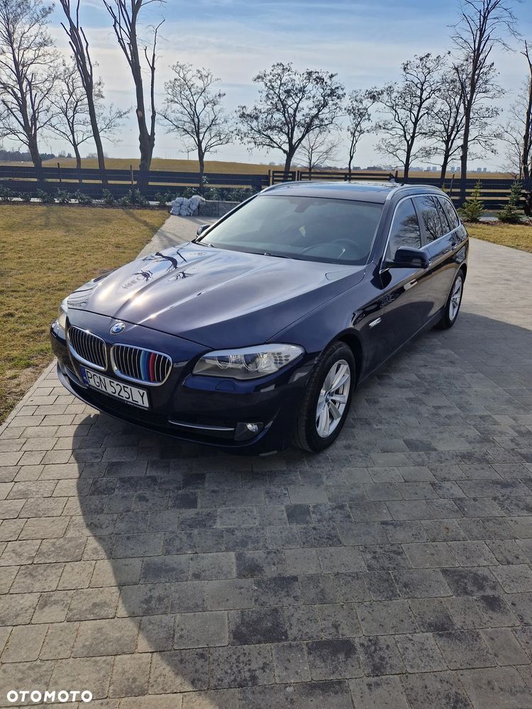 BMW Seria 5 525d xDrive Sport-Aut - 1