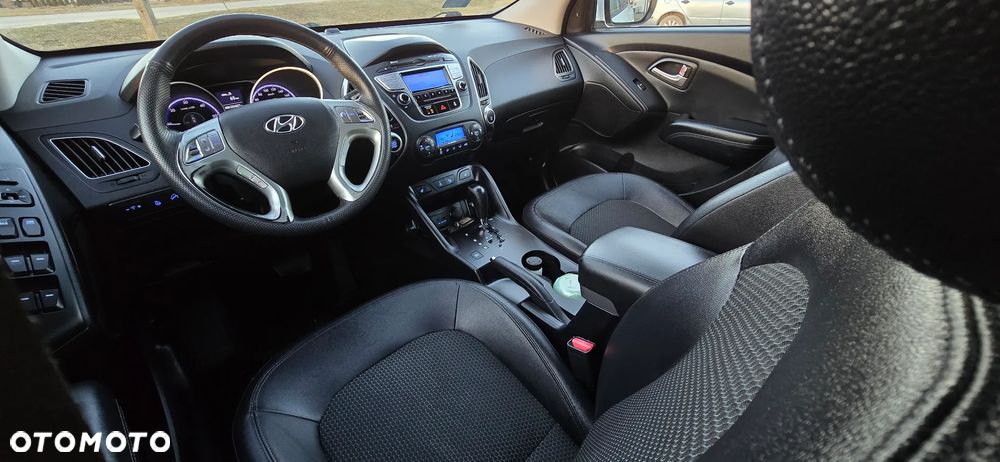 Hyundai ix35 2.0 CRDi 4WD Automatik Premium - 22