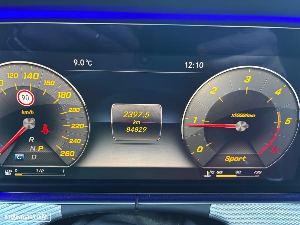 Mercedes-Benz E 220 d AMG Line - 33