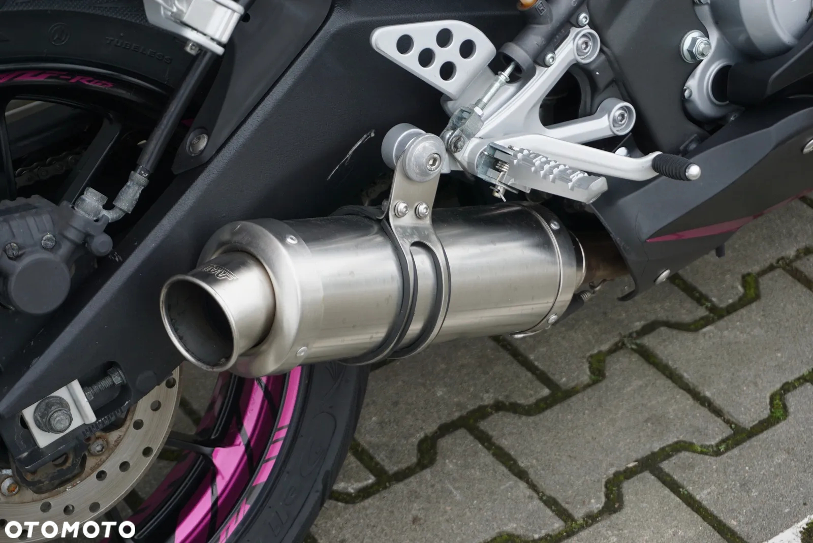Yamaha YZF - 7