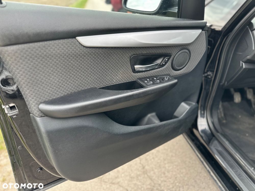 BMW Seria 2 218d Luxury Line - 18