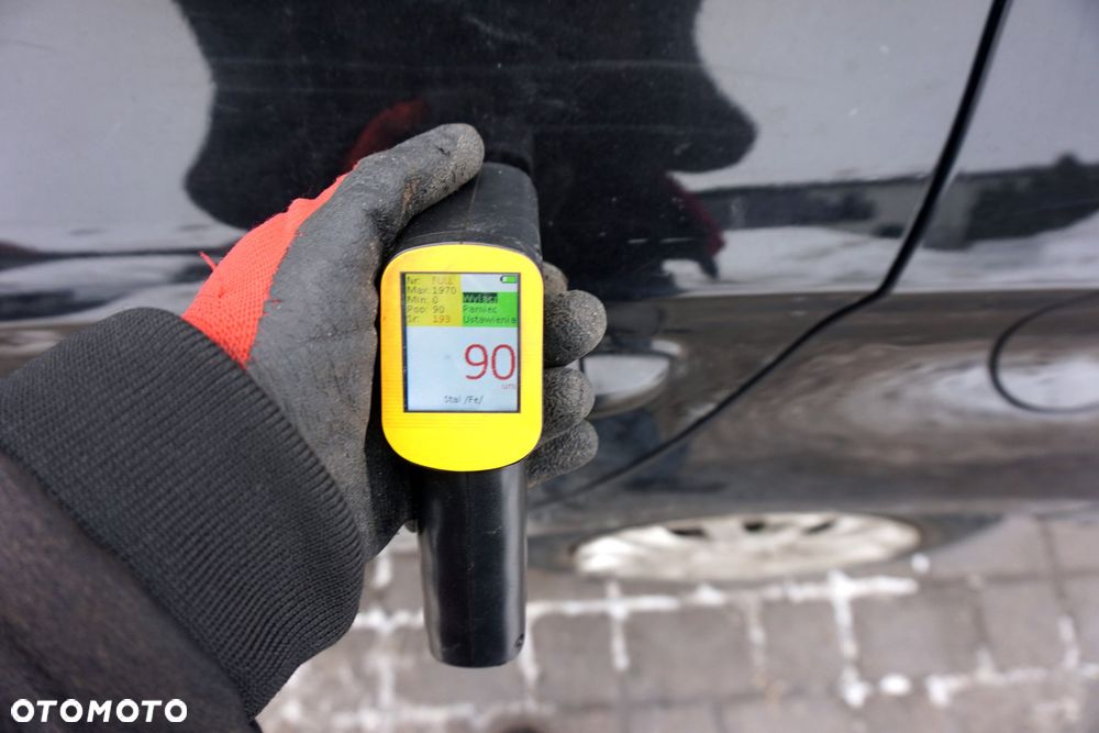 DRZWI TYLNE LEWE I20 I 5D HB FR  CZARNY HYUNDAI 2008-2012 - 5