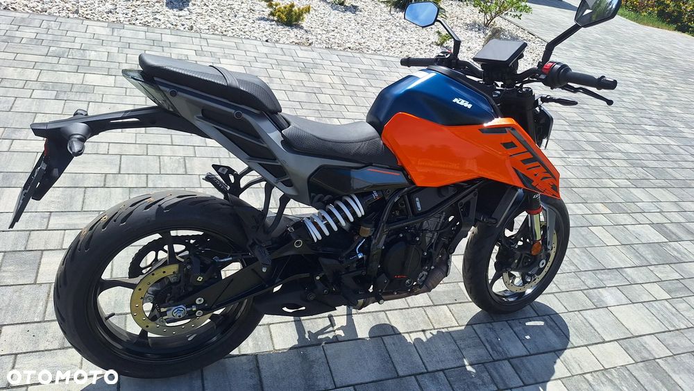 KTM Duke - 4