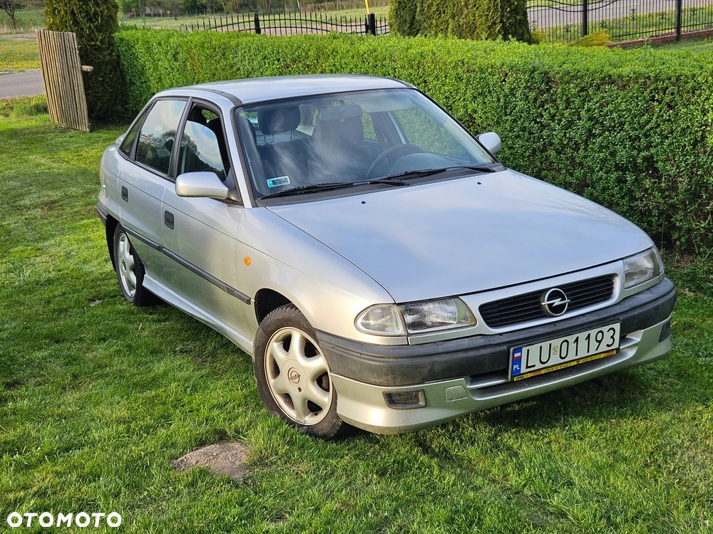 Opel Astra 1.6 16v 100 - 7