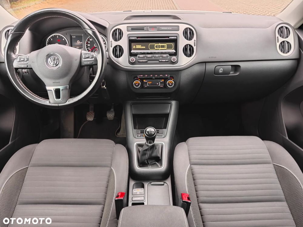 Volkswagen Tiguan 2.0 TDI DPF BlueMotion Technology Sport & Style - 20