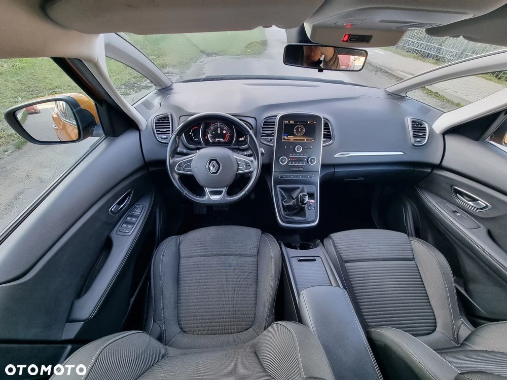 Renault Scenic 1.5 dCi Bose - 26