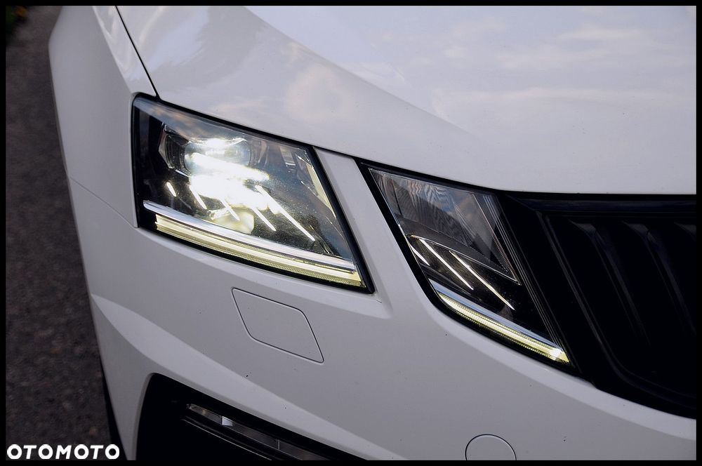 Skoda Octavia 2.0 TDI 4x4 DSG RS - 26