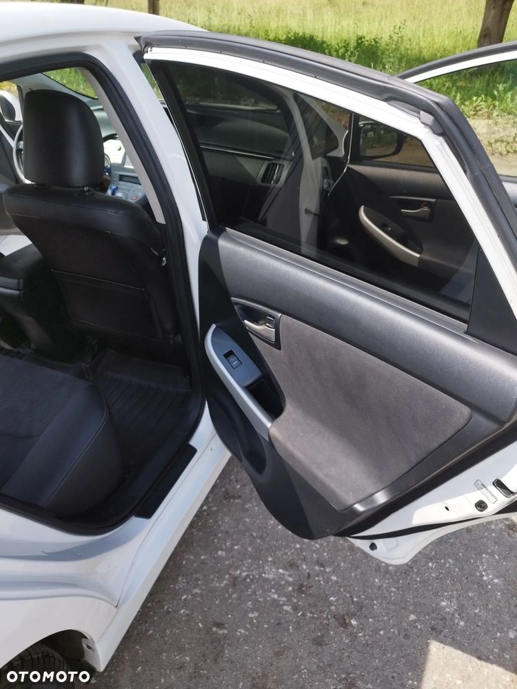 Toyota Prius 1.8 HSD Active - 15