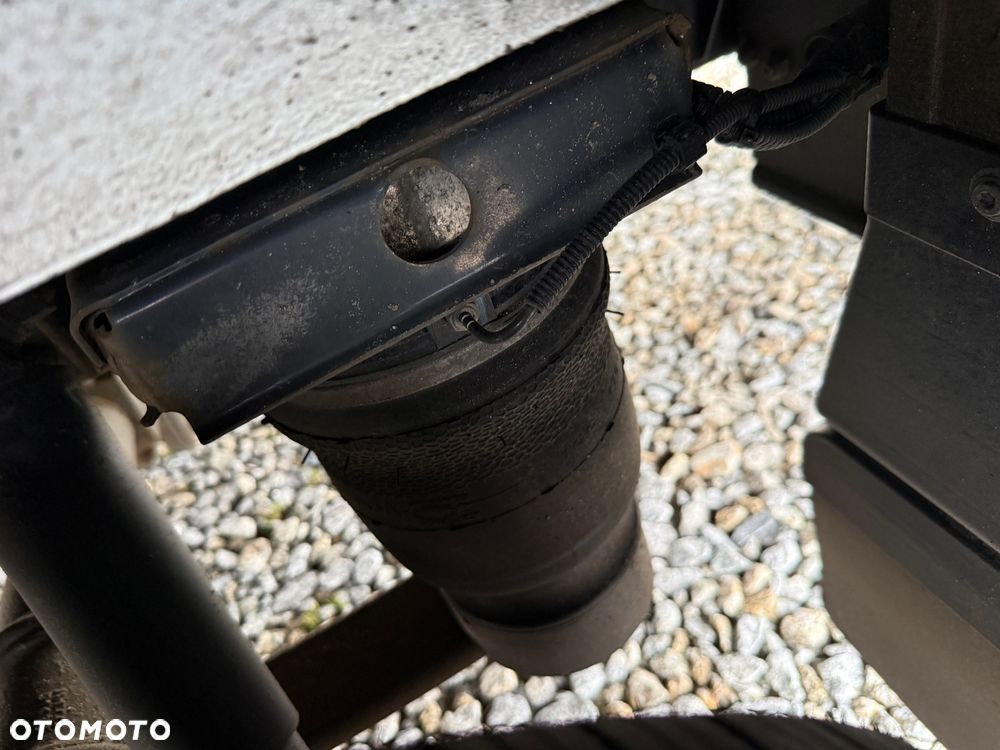 Iveco 2021/Daily 35-180VP/ 3.0 180KM/Poduszki/furgon Maxi/PDC/Radio DAB/Tempomat/hak 3,5T - 21