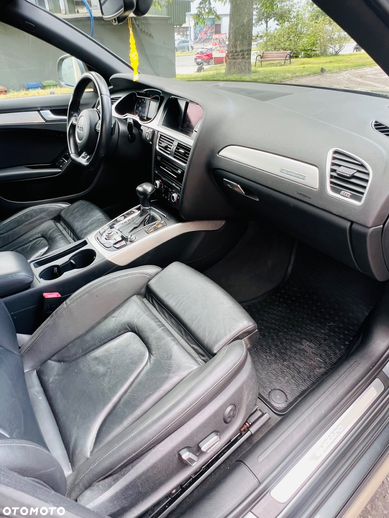Audi A4 Allroad quattro 2.0 TFSI S tronic - 25