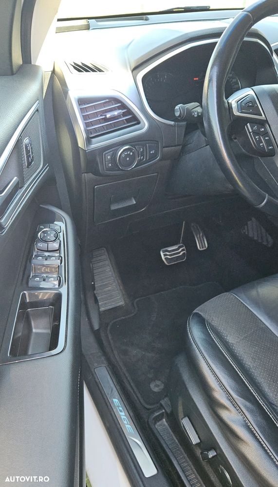 Ford Edge 2.0 TDCi Bi-Turbo 4x4 ST-LINE - 19