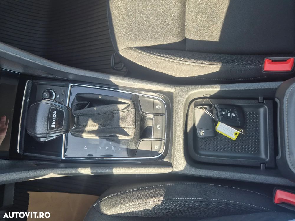 Skoda Karoq 1.5 TSI DSG Ambition - 17