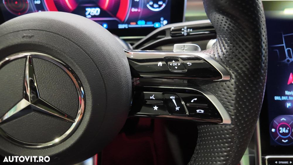 Mercedes-Benz C 300 9G-TRONIC AMG Line - 29