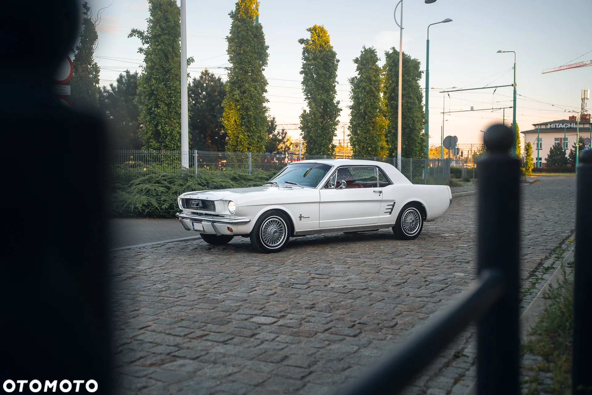 Ford Mustang - 38
