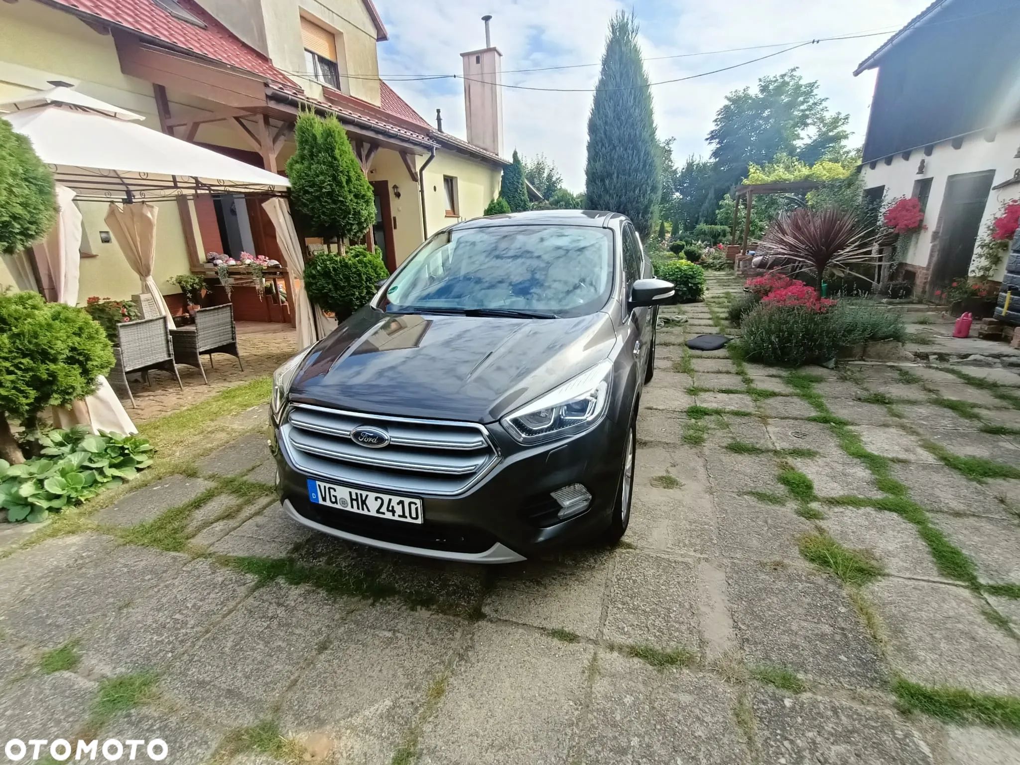 Ford Kuga 2.0 TDCi FWD Titanium - 1