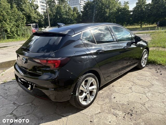 Opel Astra 1.4 T Dynamic S&S - 4