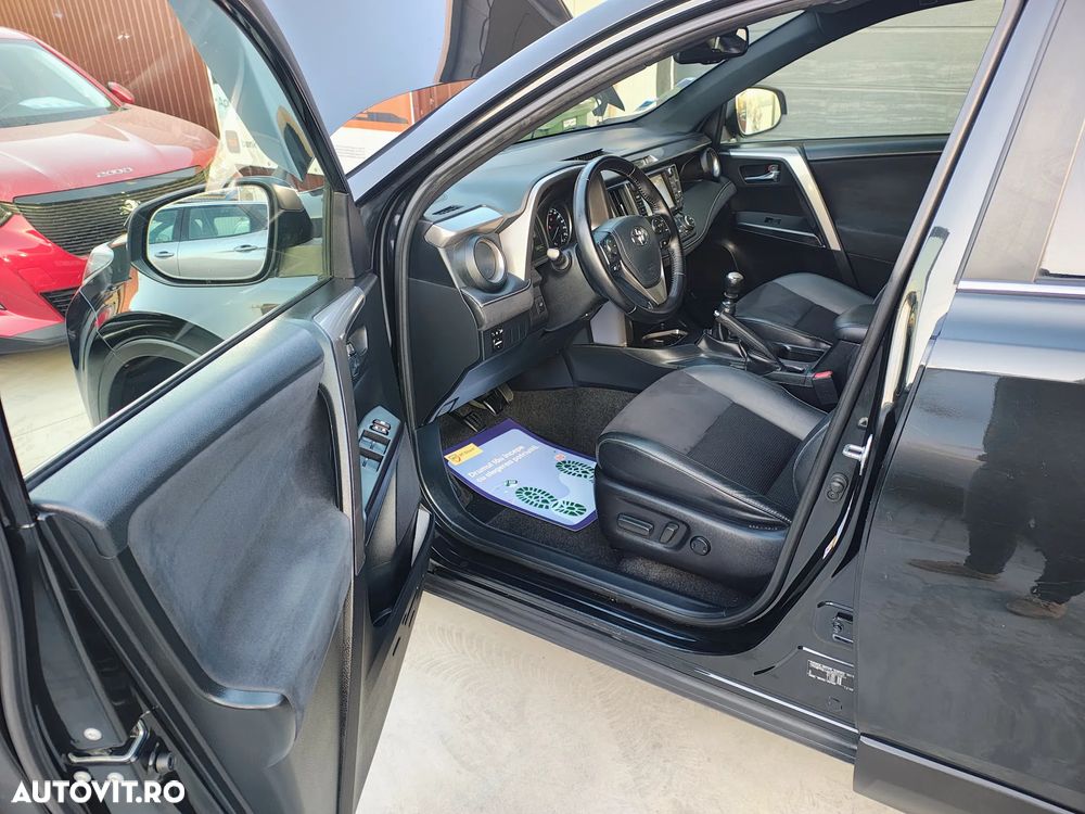 Toyota RAV4 2.0 D-4D 4x2 Start-Stop Executive - 10