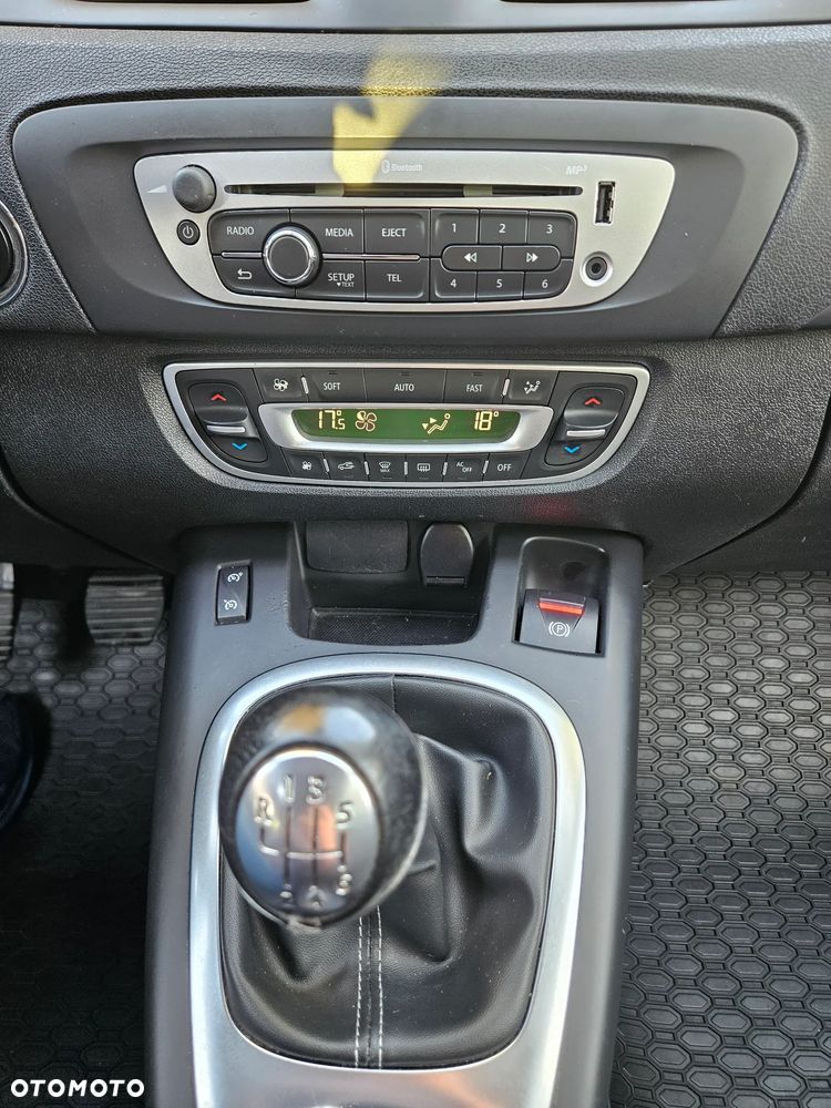 Renault Scenic 1.5 dCi Limited - 20