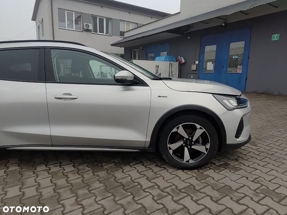 Ford Focus 1.0 EcoBoost Hybrid ACTIVE X - 14