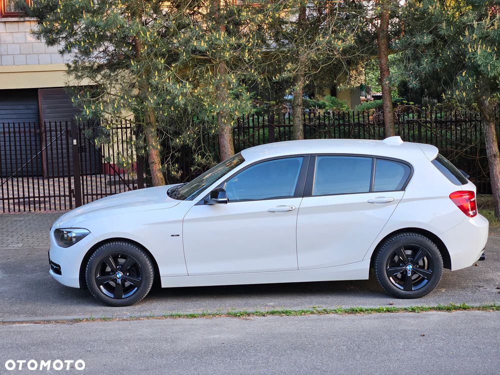 BMW Seria 1 116d Sport Line - 1