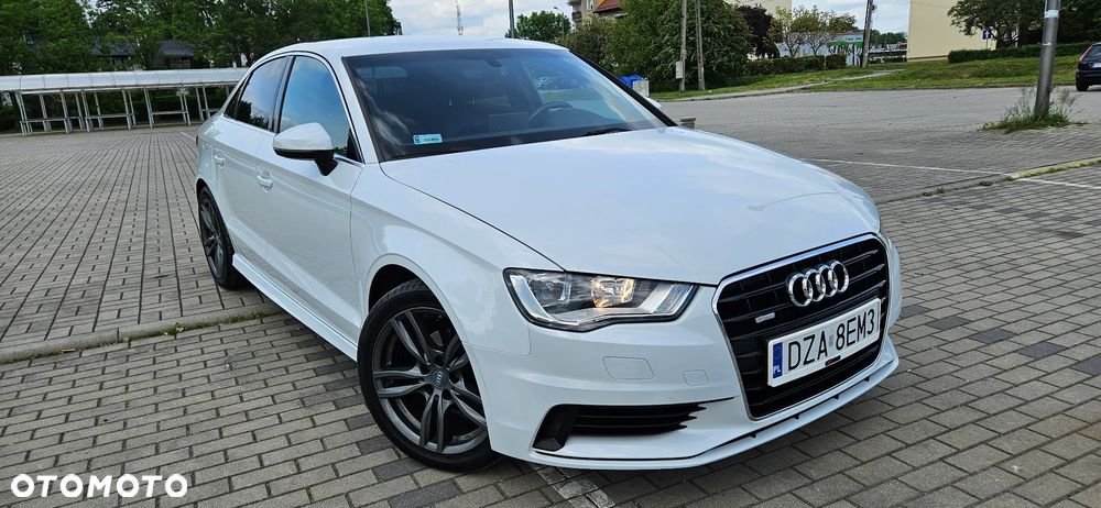 Audi A3 Limousine 1.6 TDI (clean diesel) S line Sportpaket - 2
