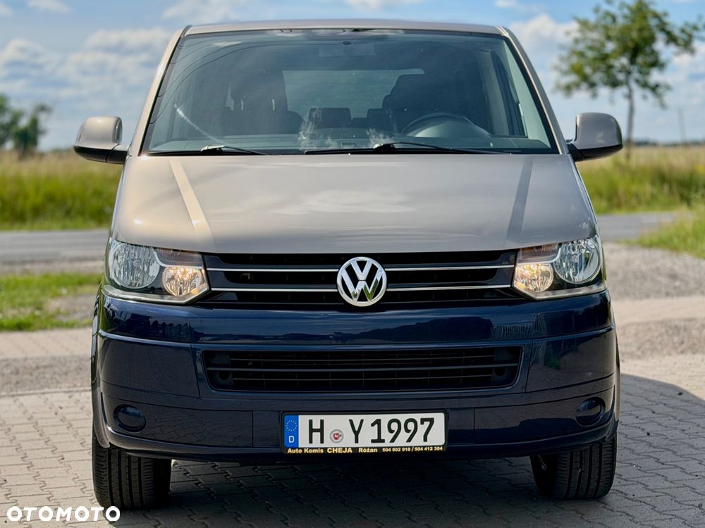 Volkswagen Multivan - 25