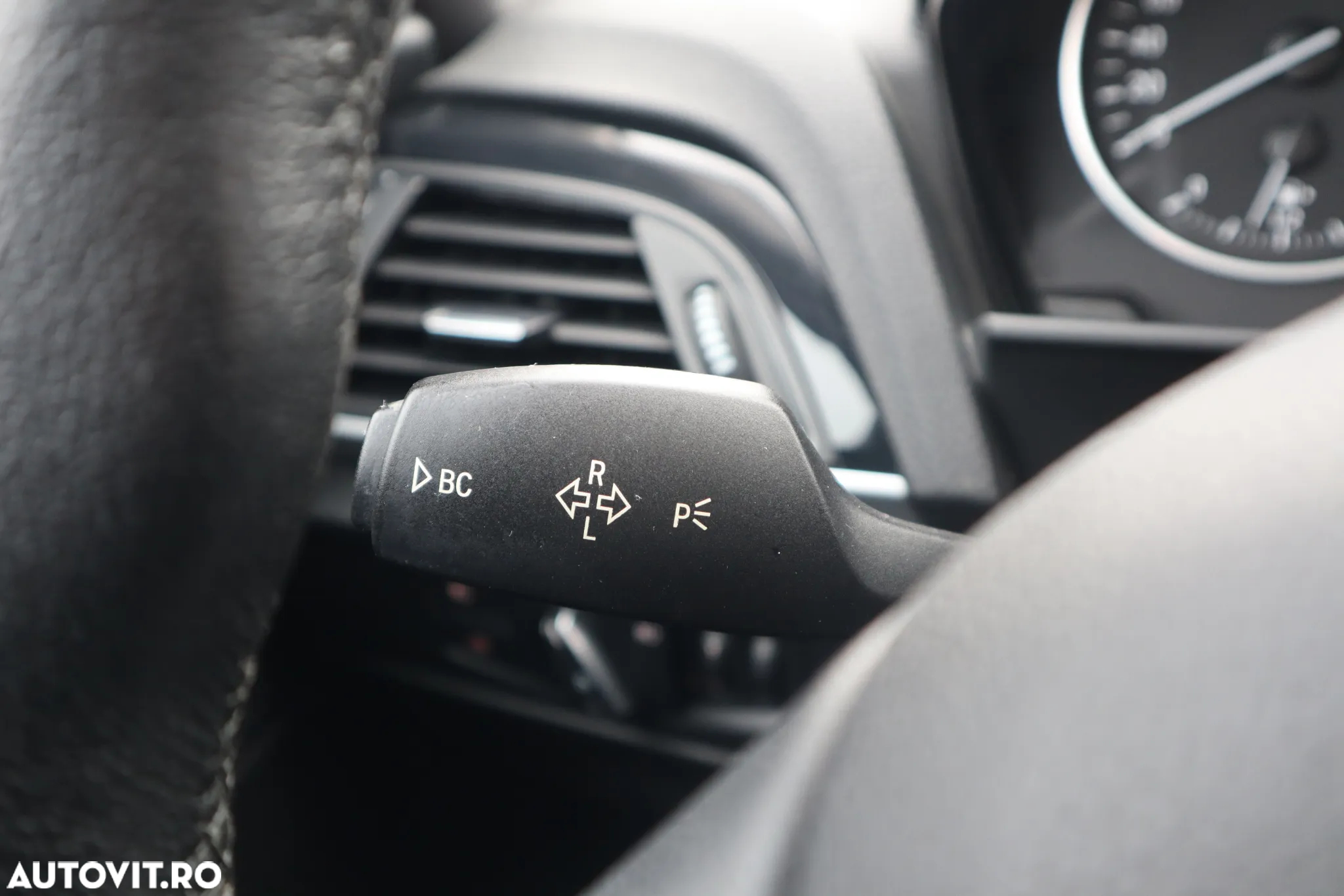 BMW Seria 1 120i Aut. Urban Line - 23