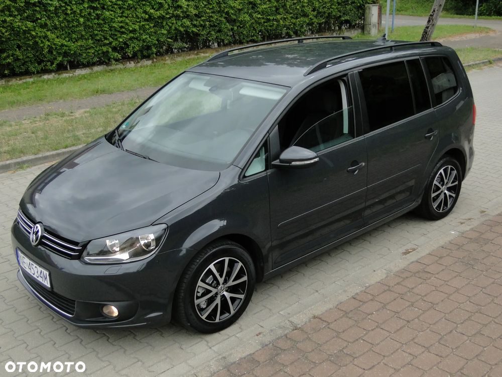 Volkswagen Touran 2.0 TDI DPF BlueMotion Technology Highline - 20