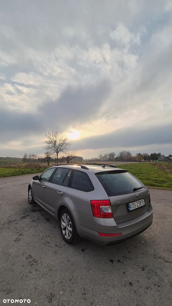 Skoda Octavia 1.6 TDI Ambition - 4