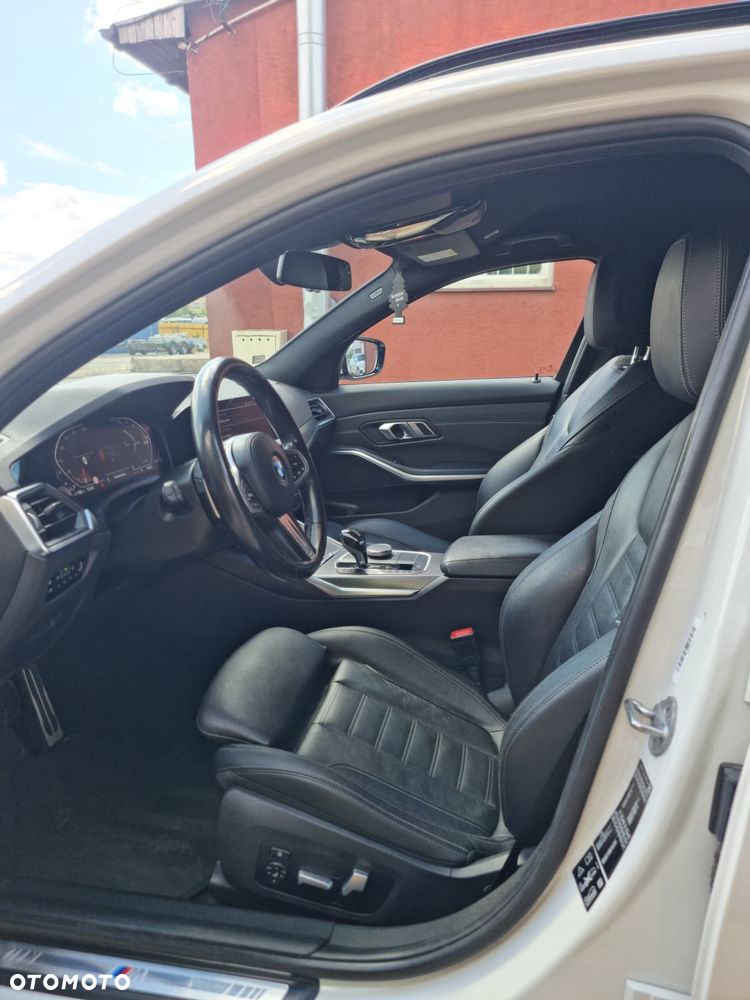 BMW Seria 3 320d xDrive M Sport Shadow - 5