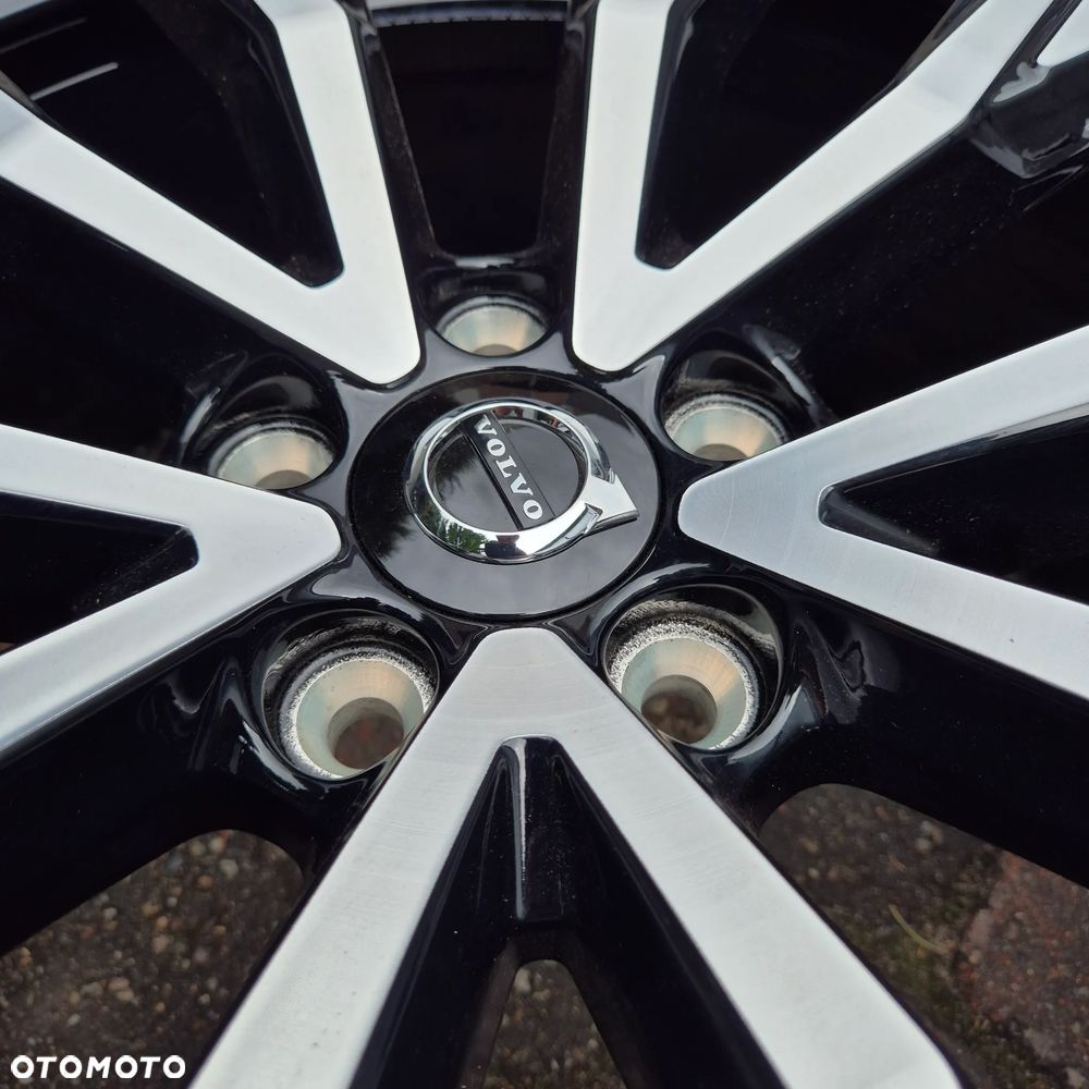 ZIMA NOWE KOŁA ORYGINAŁ VOLVO XC 60 XC 90 R-DESIGN 235/55 R19 - 3