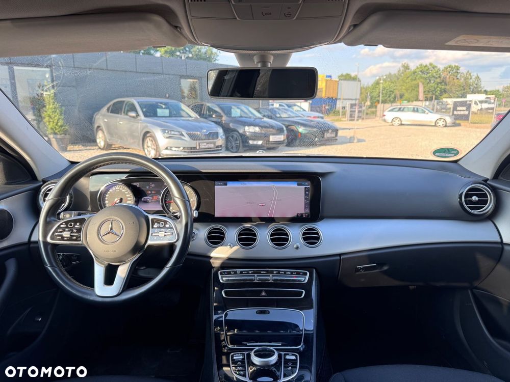 Mercedes-Benz Klasa E 220 d 9G-TRONIC Avantgarde - 14