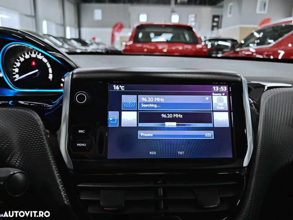 Peugeot 2008 PureTech 110 GPF Stop&Start EAT6 Allure - 15