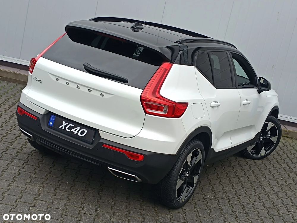 Volvo XC 40 T5 AWD R-Design - 8