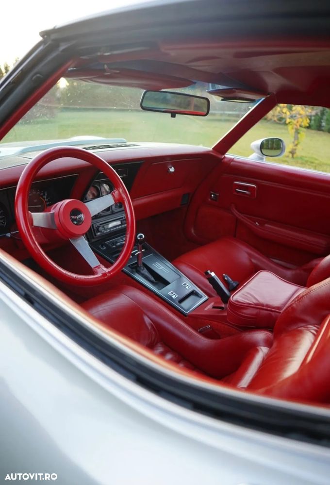 Chevrolet Corvette - 3