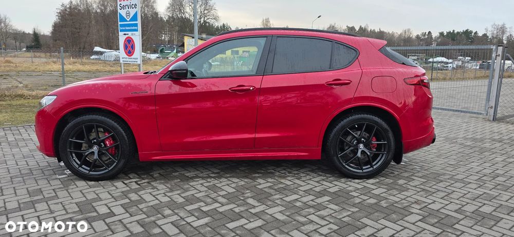 Alfa Romeo Stelvio 2.0 Turbo Veloce Q4 - 4