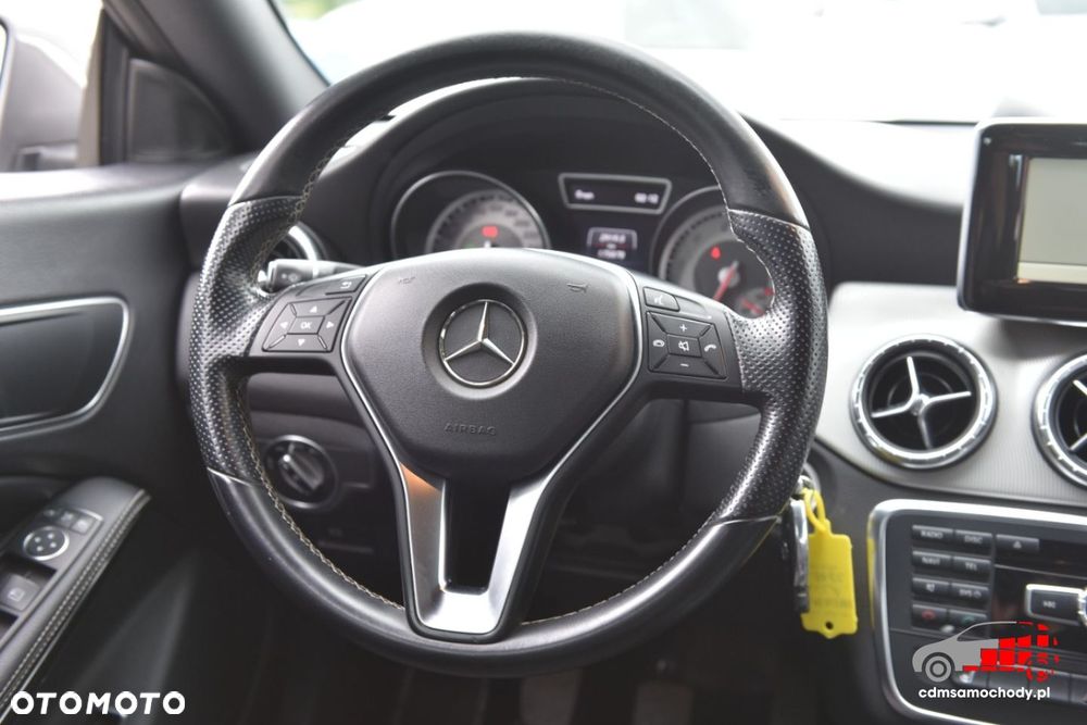 Mercedes-Benz CLA - 24