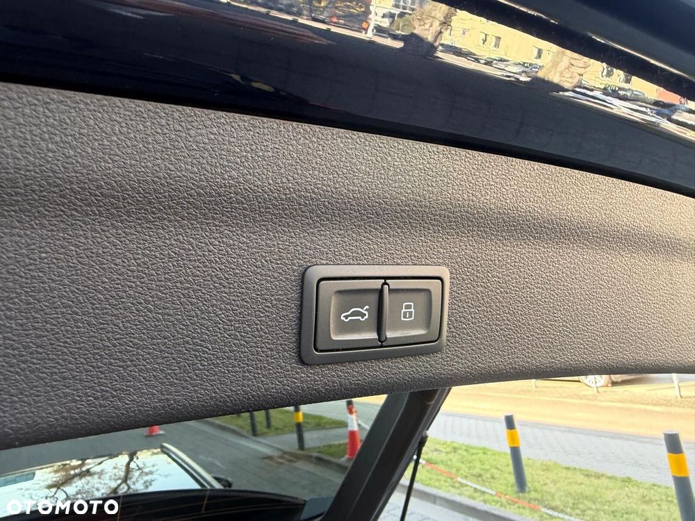 Audi A6 Avant 55 TFSI e Quattro Sport S tronic - 24