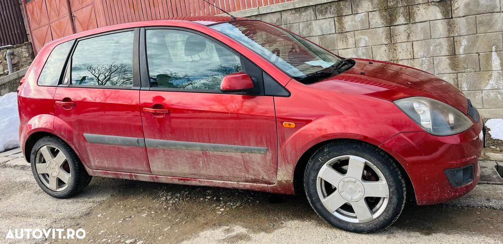 Ford Fiesta - 2